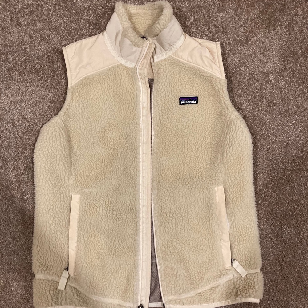 Patagonia women’s retro pile fleece